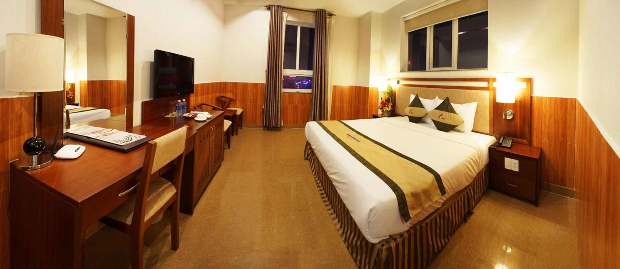 Vian Hotel Da Nang Exterior photo