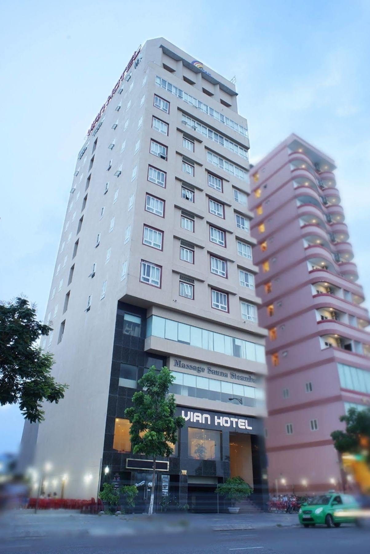 Vian Hotel Da Nang Exterior photo